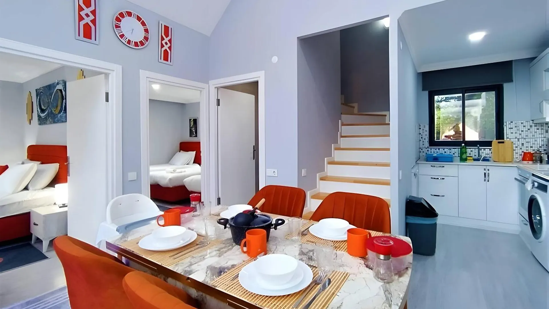 Villa Orange House Private Garden Terrace Hot Tub Mountain Views Konyaalti Antalya Turkey